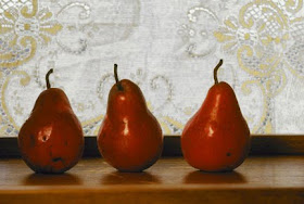 Grace Taulor, 3 red pears