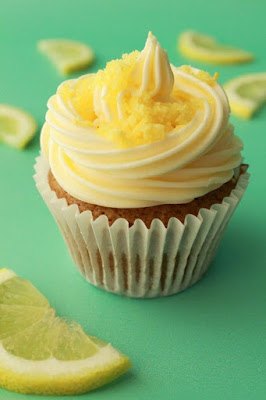 vegan lemon cupcake