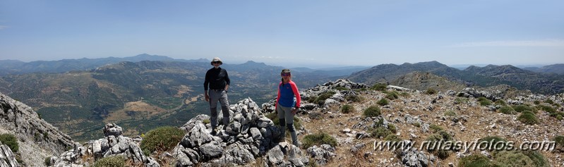 Subida al Martín Gil y Crestería de Sierra Blanquilla