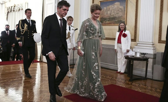 Quuen Mathilde wore an Eva floral french tulle gown from Costarellos. Katerina Sakellaropoulou  and Mr Pavlos Kotsonis