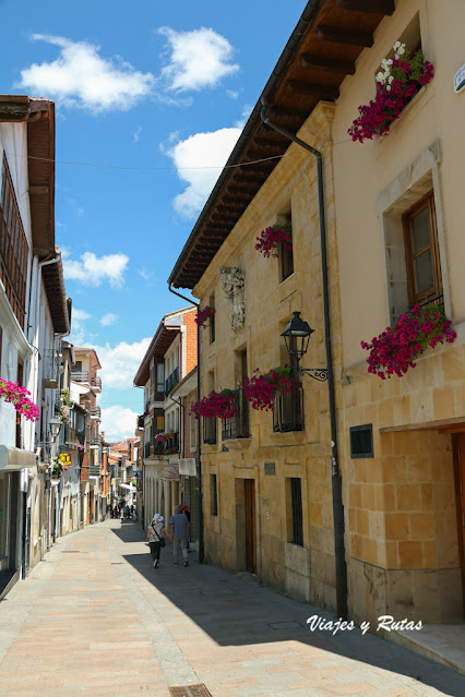 calle mayor de Puerta, Medina de Pomar