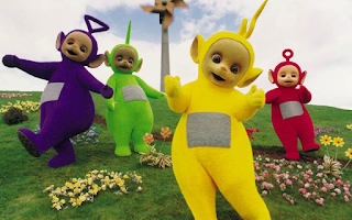 Conheça a história e relembre a abertura do programa infantil Teletubbies, produzido entre 1997 e 2002.