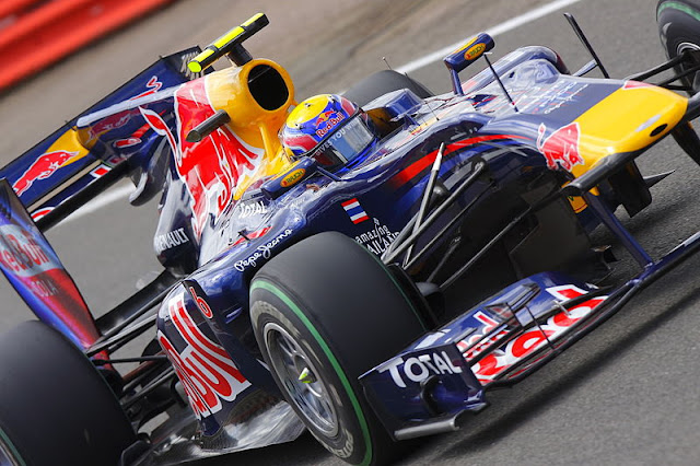 Gambar Mobil Balap F1 Red Bull 01