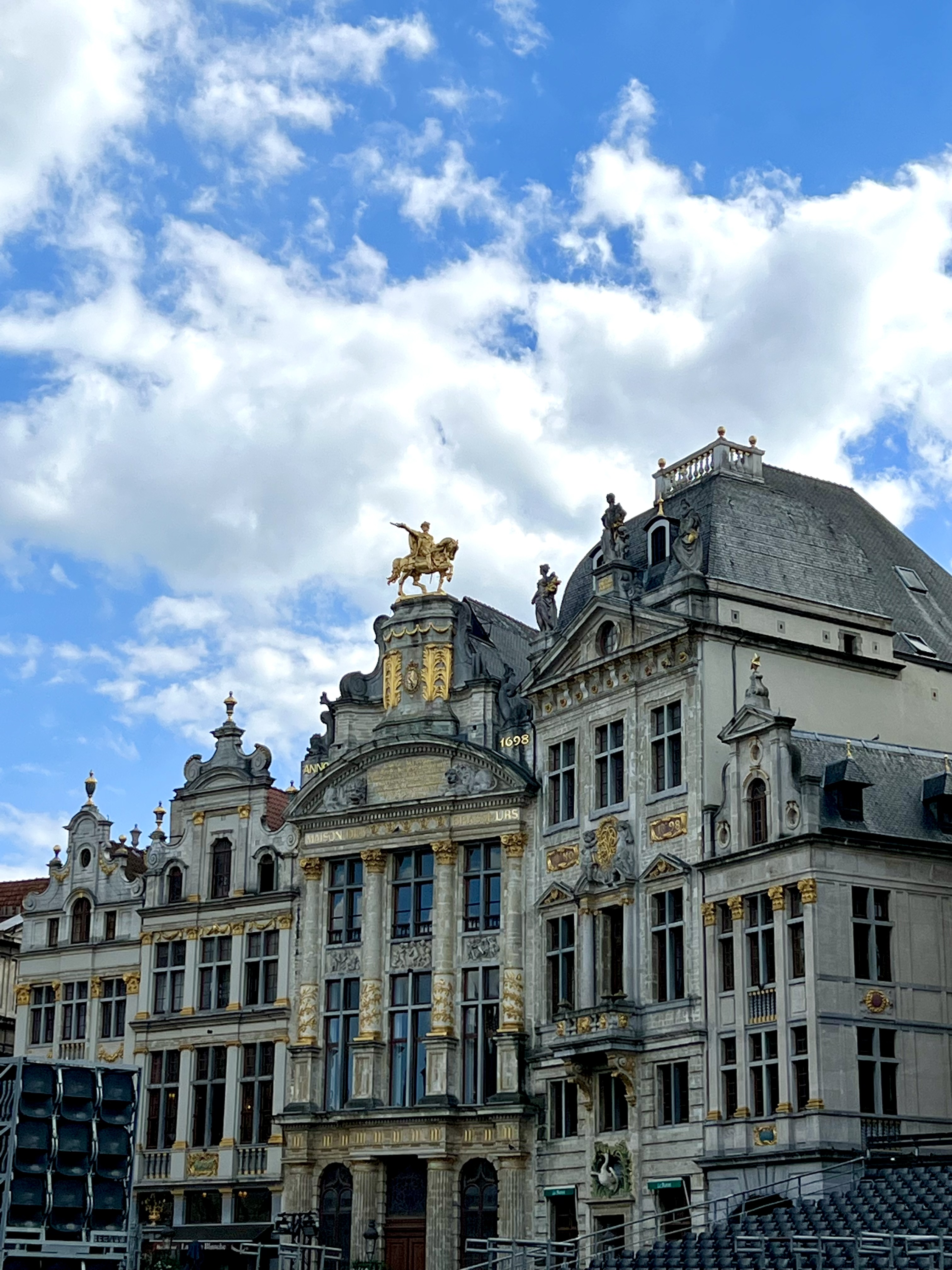 Historical Buildings at Grand Place in Brussels Belgium_Architecture_Adrienne Nguyen_Travel Vlog_UNESCO Buildings in Brussels Belgium