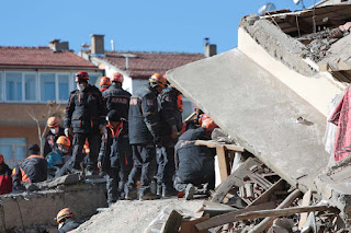 Elazığ Depremi kurtarma çalışmaları