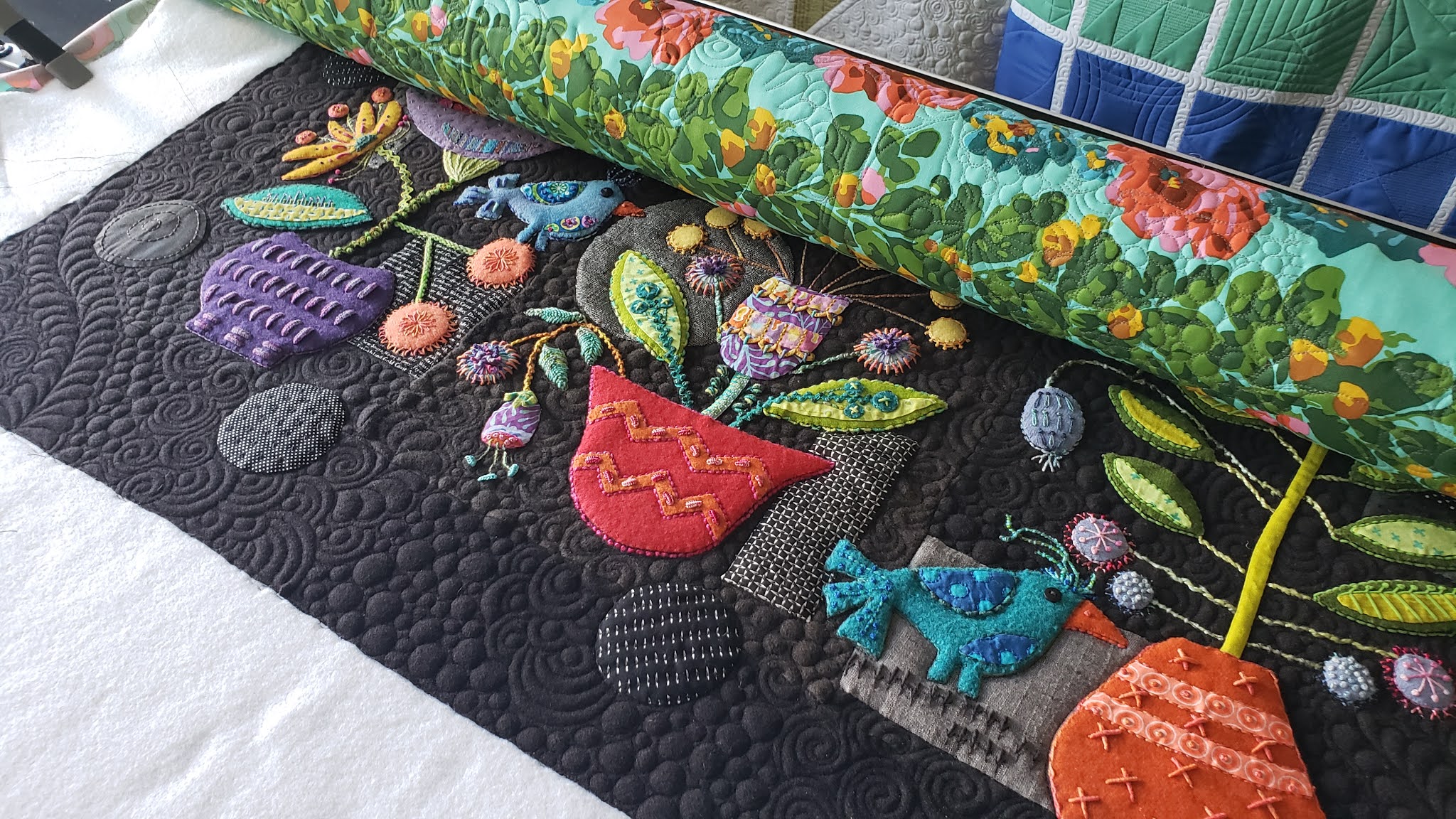 Piece N Quilt Machine Quilting A Wool Applique Quilt A Sue Spargo Pattern With Natalia Bonner