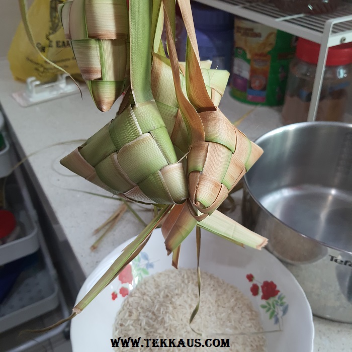 How To Make Your Own Ketupat Sarung