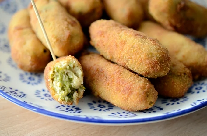 Croquetas de brócoli con jamón ibérico