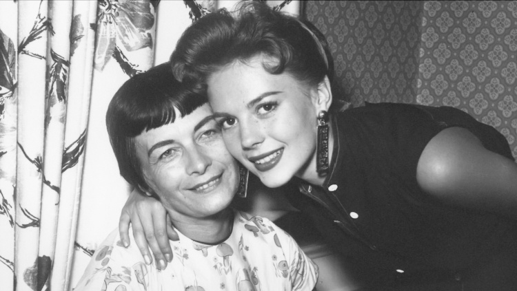 A Vintage Nerd, Vintage Blog, Old Hollywood Stars with their mothers, Vintage Mothers Day, Old Hollywood Blog, Classic Movie Blog