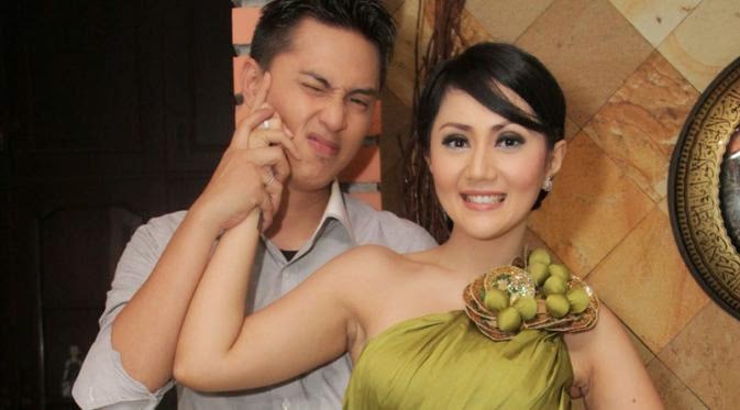 Rekayasa Foto Hot Artis Paling Heboh Di Indonesia