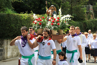 Procesión de las fiestas de El Regato