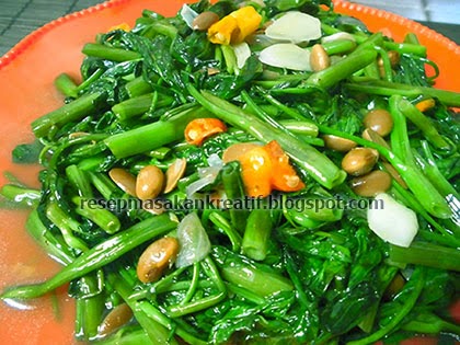  Masakan tumis sayur kangkung yummy dan segar kali ini dapat menambah daftar variasi dalam c RESEP TUMIS KANGKUNG TAUCO SEDERHANA