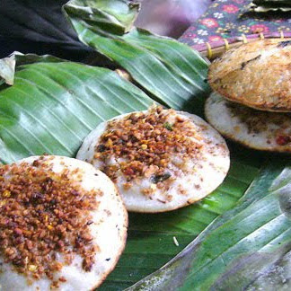 MAKANAN KHAS DIPATI UKUR