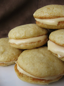 banana whoopie pies