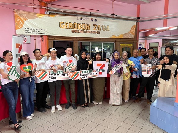 7-Eleven Aiding Students with Hot Meals This Ramadan