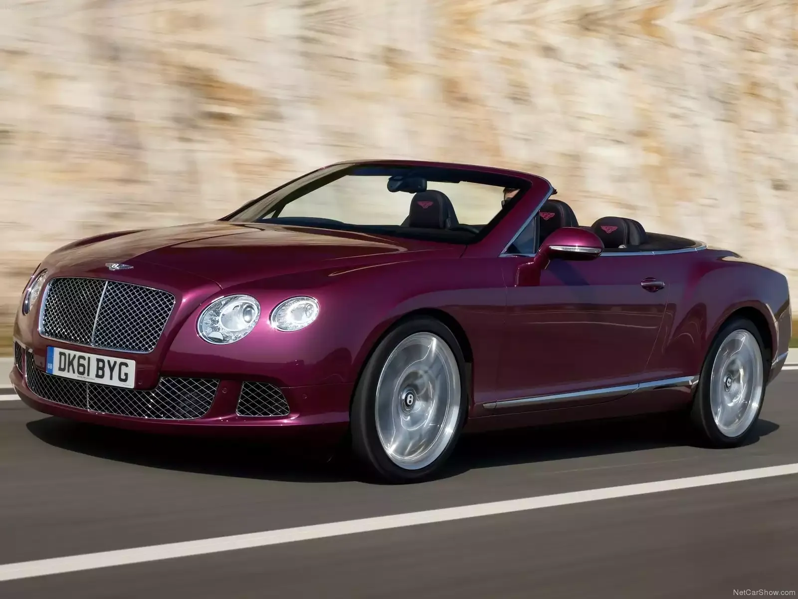 Hình ảnh xe ô tô Bentley Continental GTC 2012 & nội ngoại thất