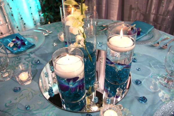 blue centerpieces for wedding 