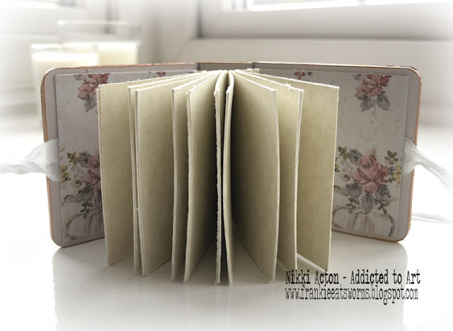 Tando Creative Mini Books by Nikki Acton