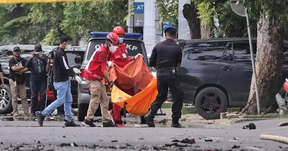 20 Injured After ISIS Suicide Bombers Target Palm Sunday Church Service In Indonesia