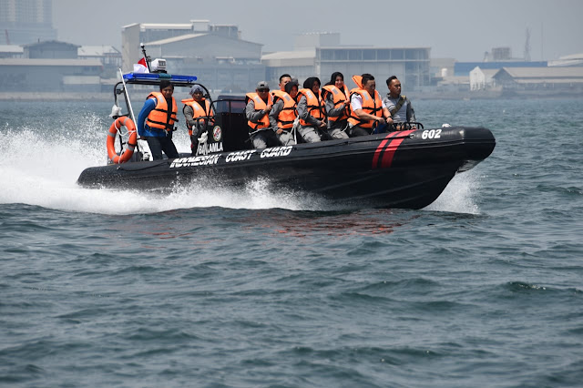     Kepala Bakamla RI Pimpin Uji Coba Kapal Patroli RHIB