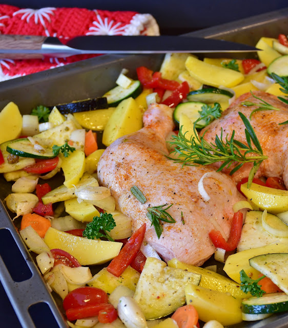 Roasted chicken with vegetables sheet pan