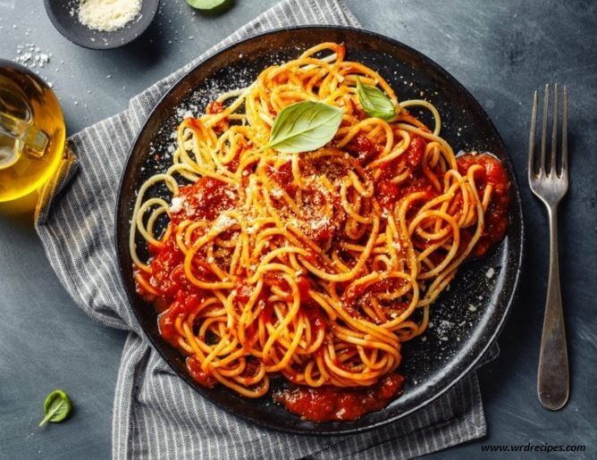 Simple Spaghetti with Tomato Sauce Recipe