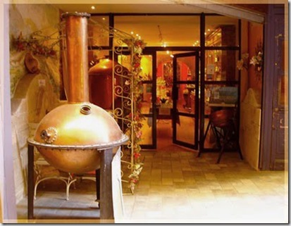 Grasse parfumerie  photo de John L[1]. Hart
