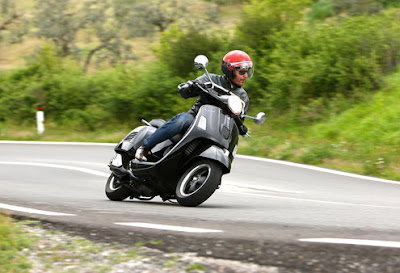 Vespa GTS 300