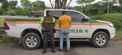 https://www.notasrosas.com/Por Acceso Carnal Con Menor de 14 Años, capturado ciudadano en Aguachica - Cesar