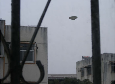 foto ufo dari seluruh dunia, gambar ufo, penampakan ufo