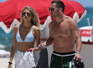 Amendola Was Spotted On Beach Date With Emily Tanner