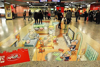 3D Painted Optical Illusion in Hong Kong Station