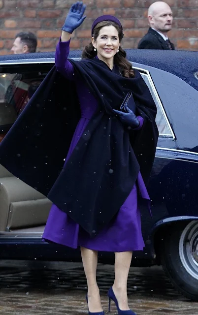 Princess Isabella wore a blue coat by Prada, Princess Josephine wore a pink coat by Andiata, Queen Mary wore a blue coat dress
