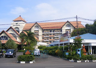 Hotel Santika Cirebon 1