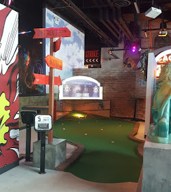 Indoor Mini Golf at For The Win in Chicago