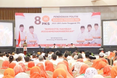 Siapkan Pemilu 2024, Presiden PKS Sampaikan Pendidikan Politik di Jateng