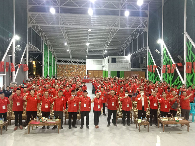 Rapat kerja II DPC PDI Perjuangan Kabupaten Sanggau
