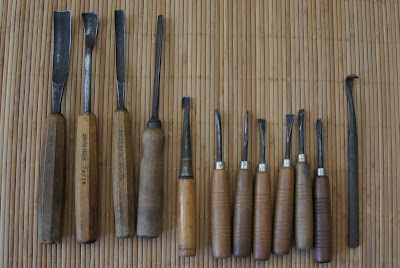 ... wood carvers, 1 Chinese concave wood carvers, 1 Japanese wood carver