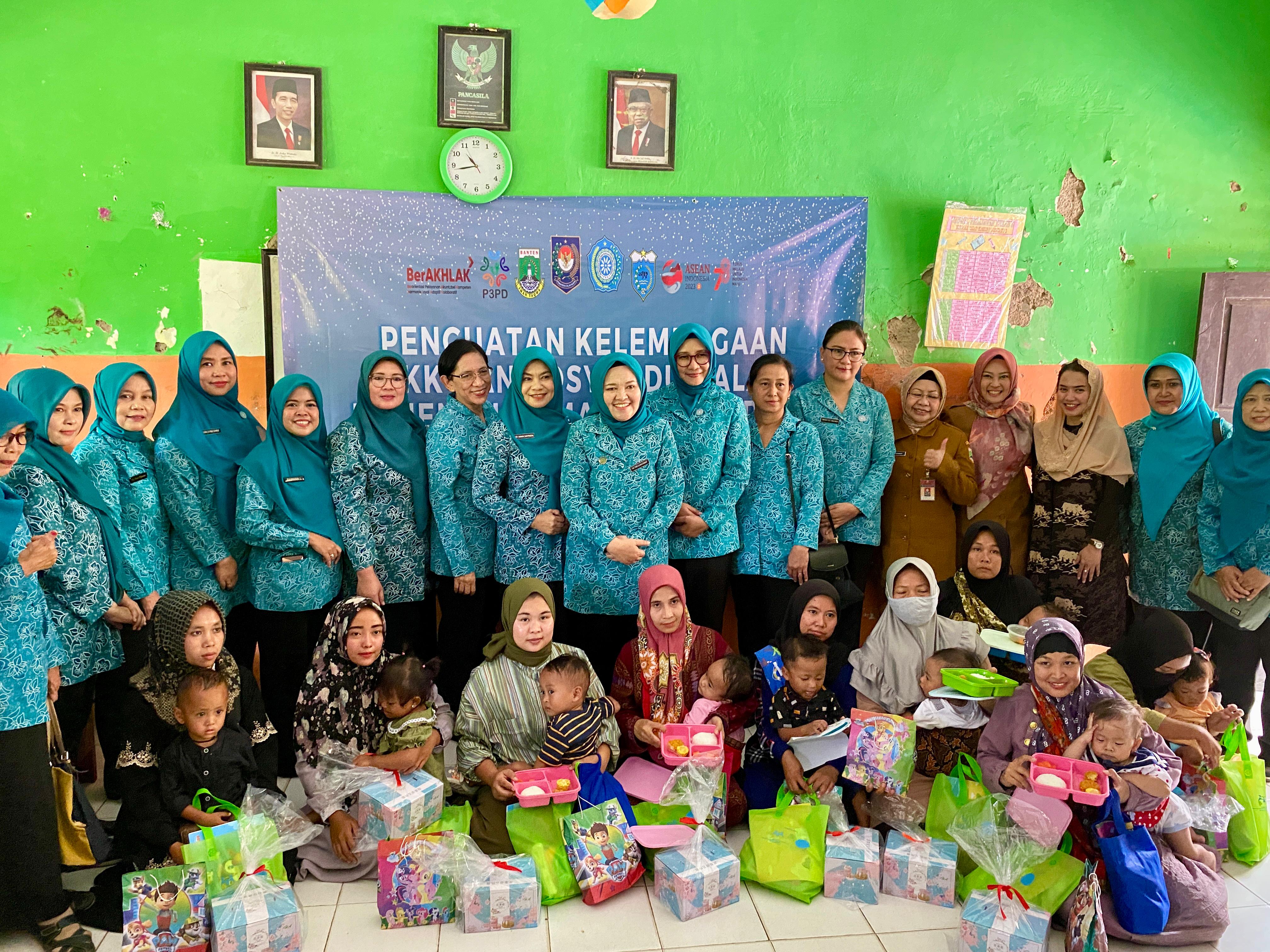  Tekan Stunting, TP PKK Pusat Berikan Makanan Bergizi Kepada 75 Anak di Pandeglang, Banten