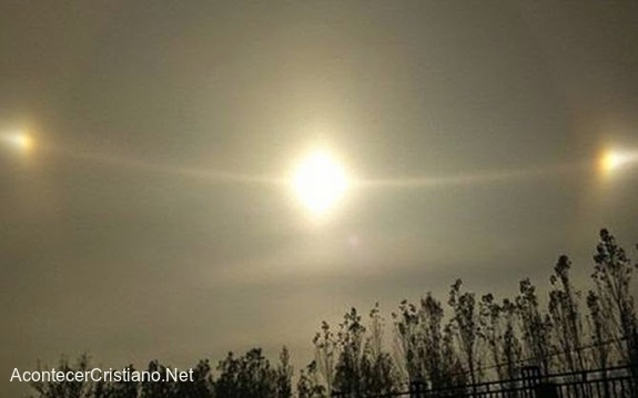 Tres soles en el cielo de Chifeng, China