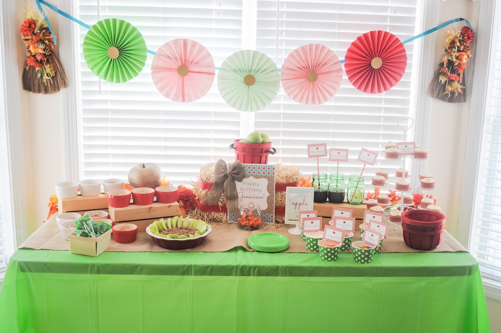 Genevieve s Apple Themed Birthday Party  plus a Handy 