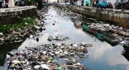 Penyebab dan Dampak Pencemaran Air Mikirbae com