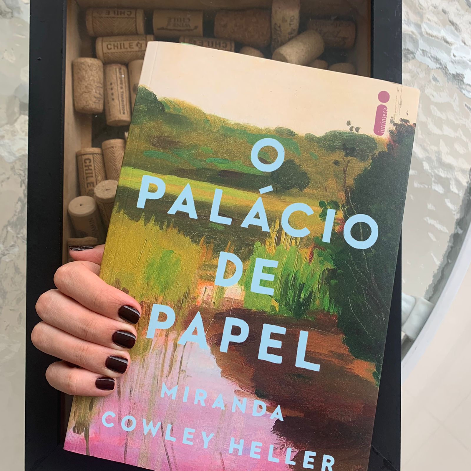 Esmaltes e Livros | Março