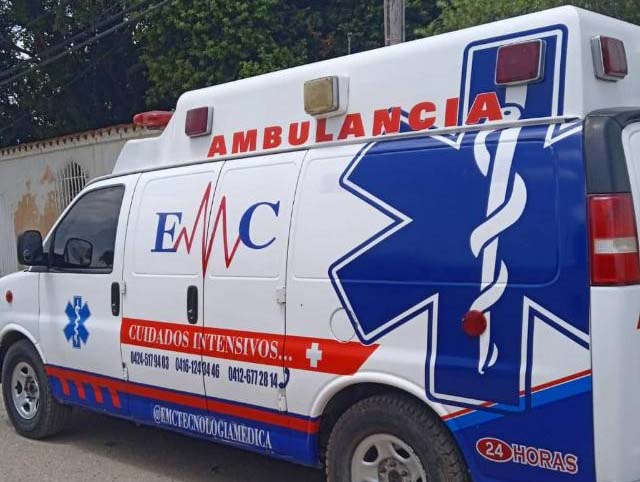 SECTOR PRIVADO DE AMBULANCIAS EN JAQUE POR LA FALTA DE COMBUSTIBLE