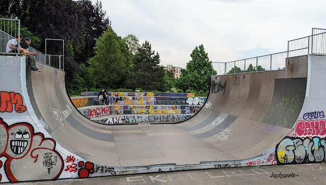 Skate park Strasbourg big rampe mega