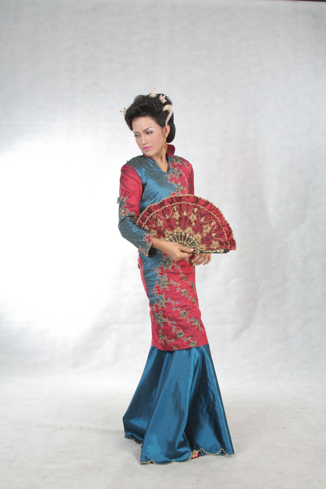 Baru 63 Perpaduan Warna Biru Dongker Dan Merah Maroon Baru 63 Perpaduan Warna Biru Dongker Dan Merah Maroon
