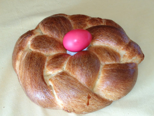 Recipe for Greek Tsoureki (Easter Bread-Cake)