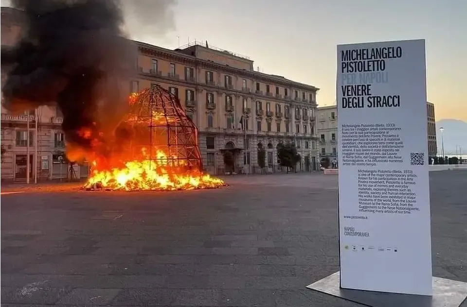 Venere degli Stracci in fiamme