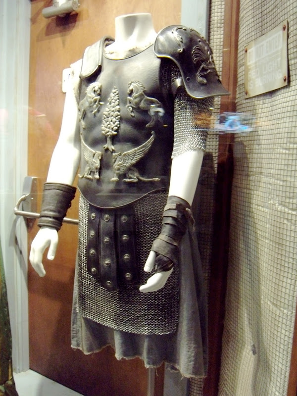 Russell Crowe Roman Gladiator movie costume