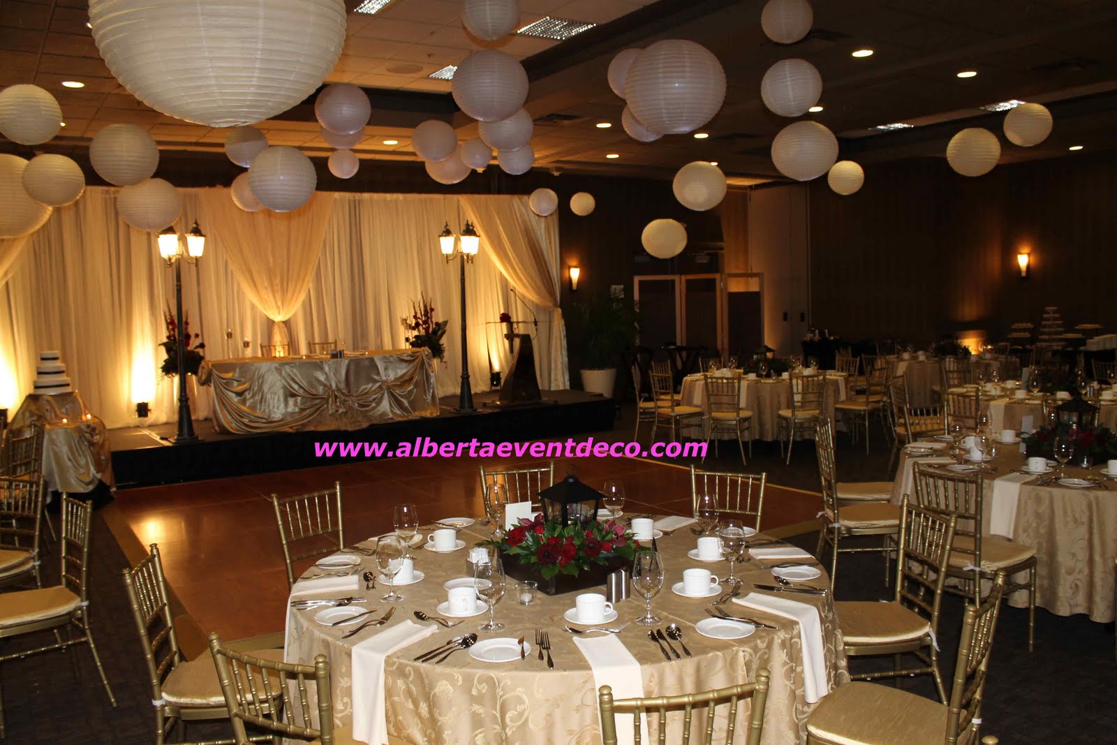 paper lanterns outdoor wedding